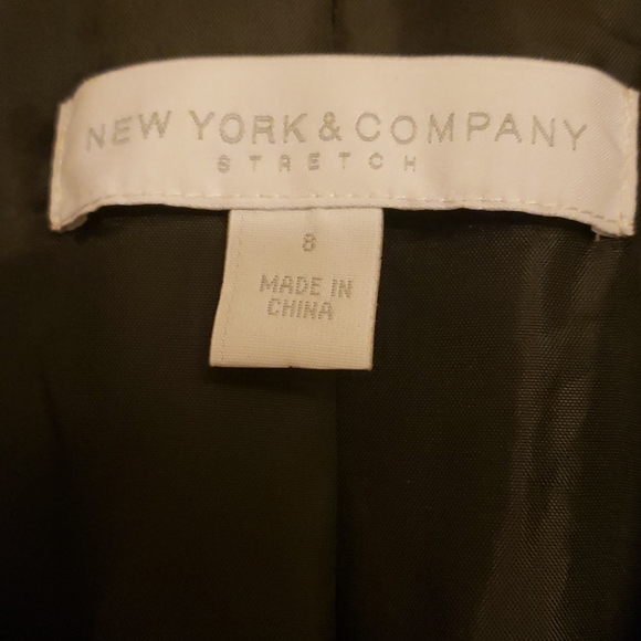 Blazer - Picture 3 of 4